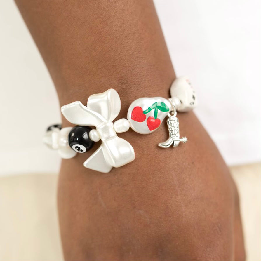 Isa bracelet