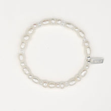 Load image into Gallery viewer, Pearl Heaven Bracelet
