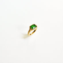 Load image into Gallery viewer, Royal Green Ring
